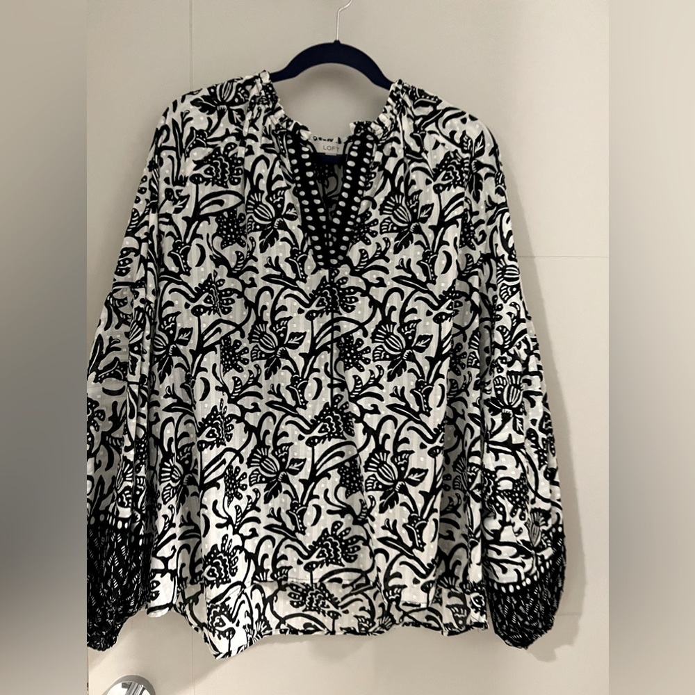 LOFT Peasant Top